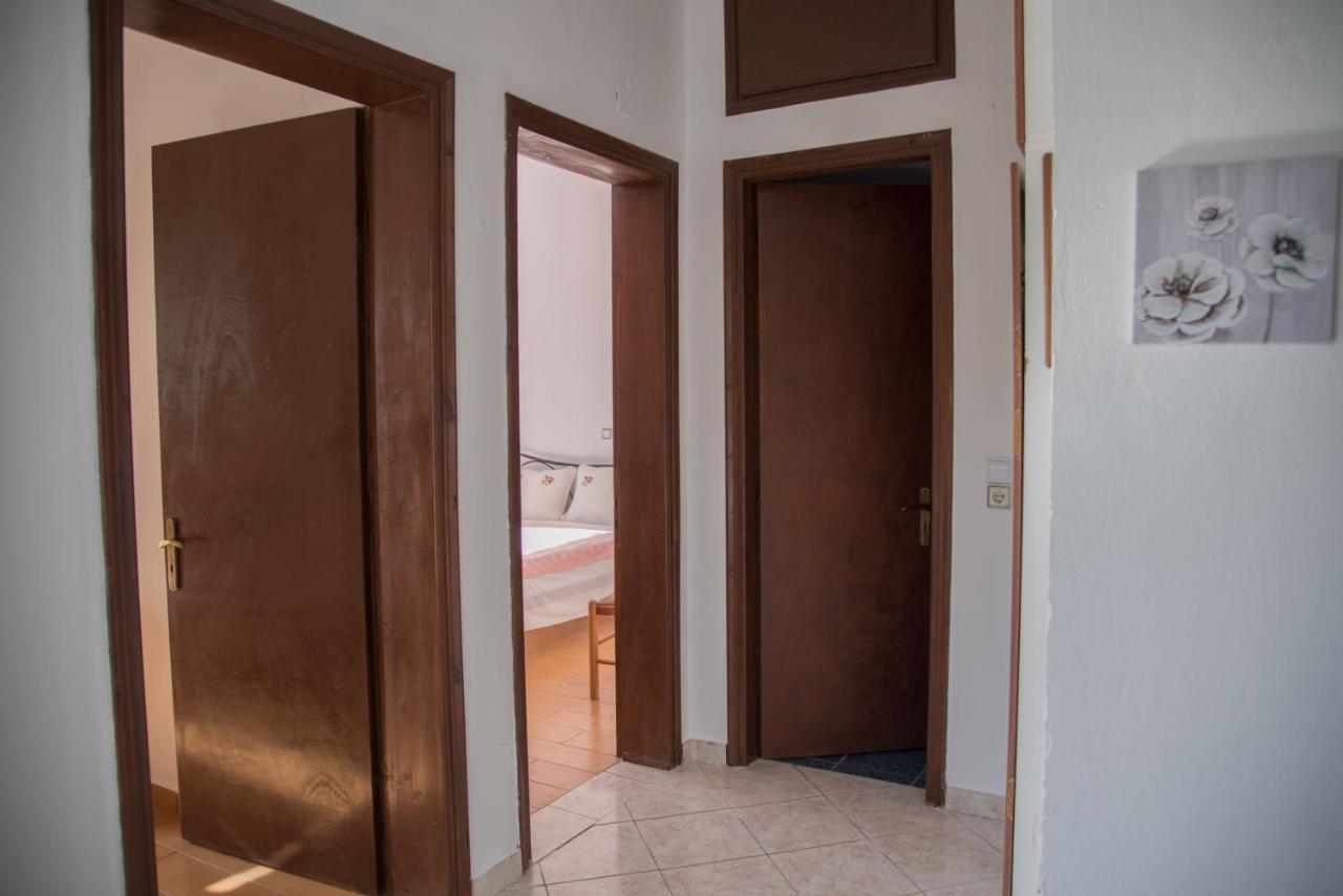 Sette Isole Countryside Apartment Athanion Bagian luar foto