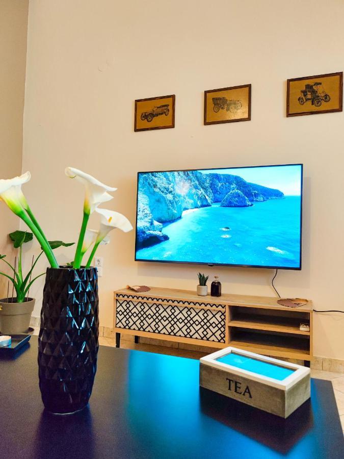 Sette Isole Countryside Apartment Athanion Bagian luar foto